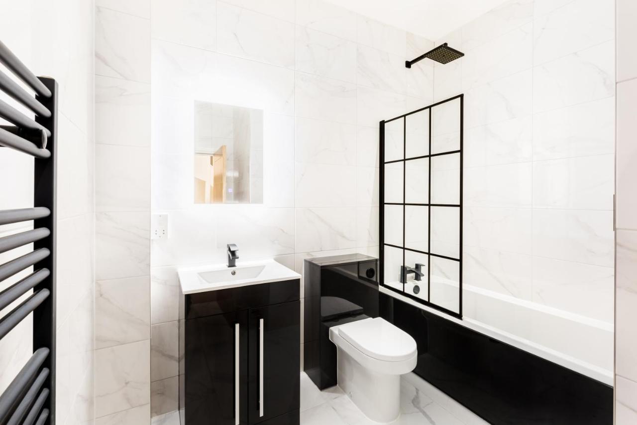 Sydenham Place - Birmingham City Centre Jewellery Quarter - A Trio Of Premium High End Town/Penthouses - 4 Bedrooms & Secure Ev Parking Exteriör bild